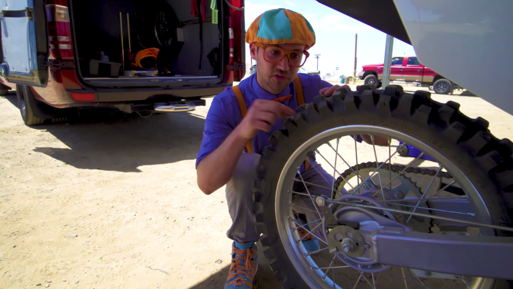 Troy Dog s Shack How the Blippi Motocross Video Came Together vurbmoto